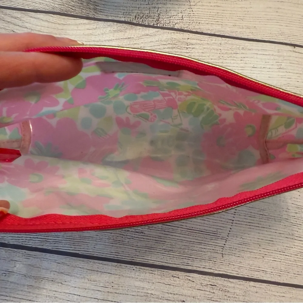 Lilly Pulitzer Vibrant Pink and Green Floral Pouch - Picture 5 of 5